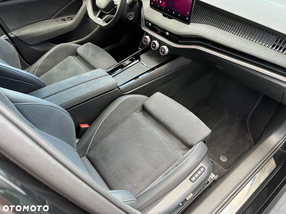 Skoda Superb 2.0 TSI 4x4 Sportline DSG - 15