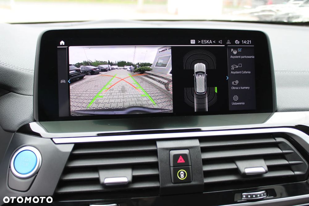 BMW iX3 - 21