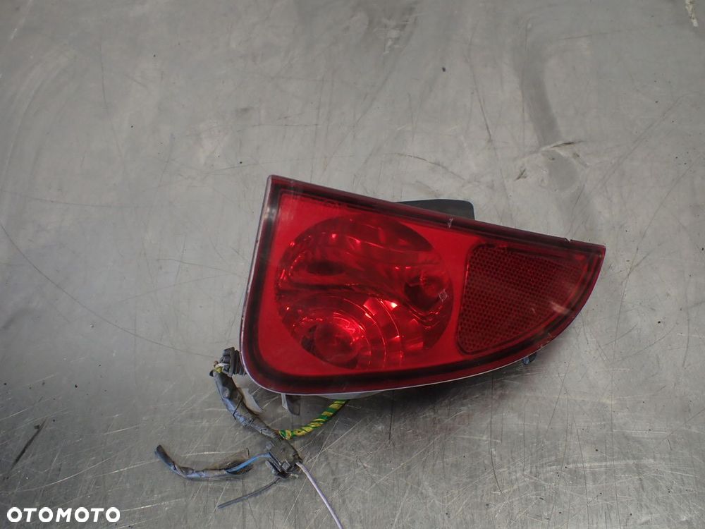 LAMPA PRZECIWMGIELNA LEWY TYŁ RENAULT ESPACE 2.0 IV 8200027155 - 1