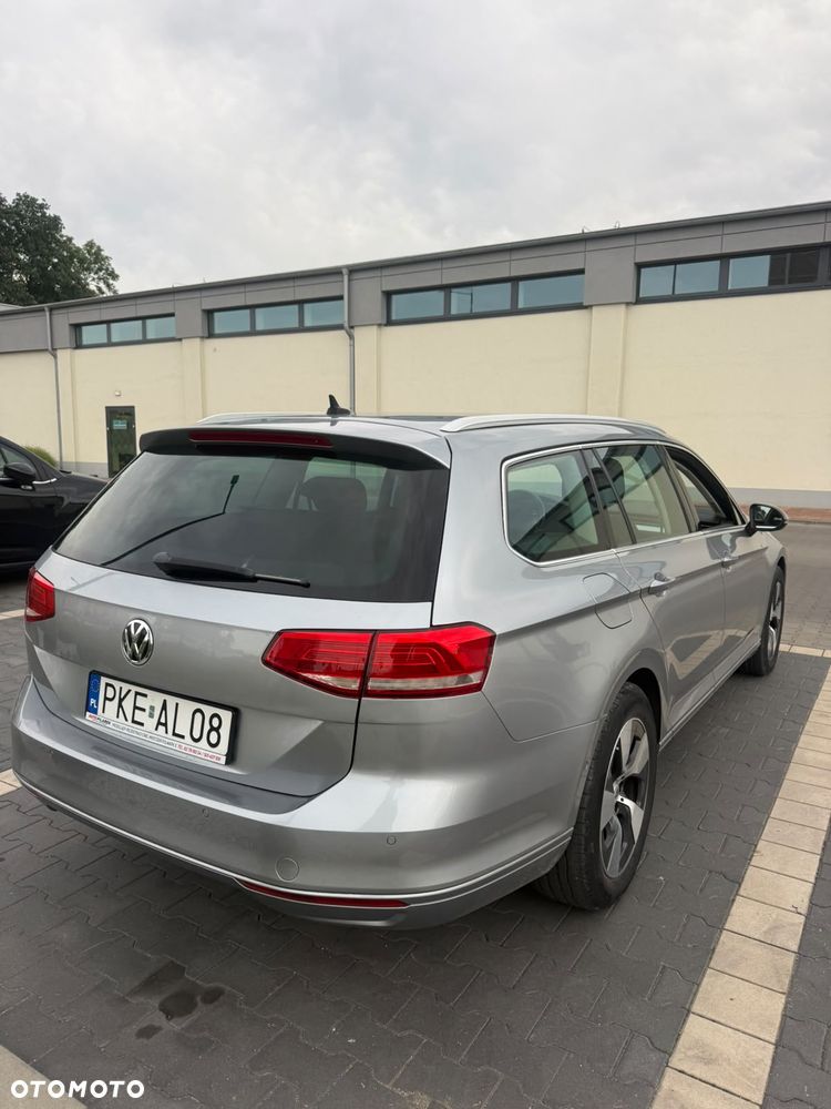 Volkswagen Passat - 5