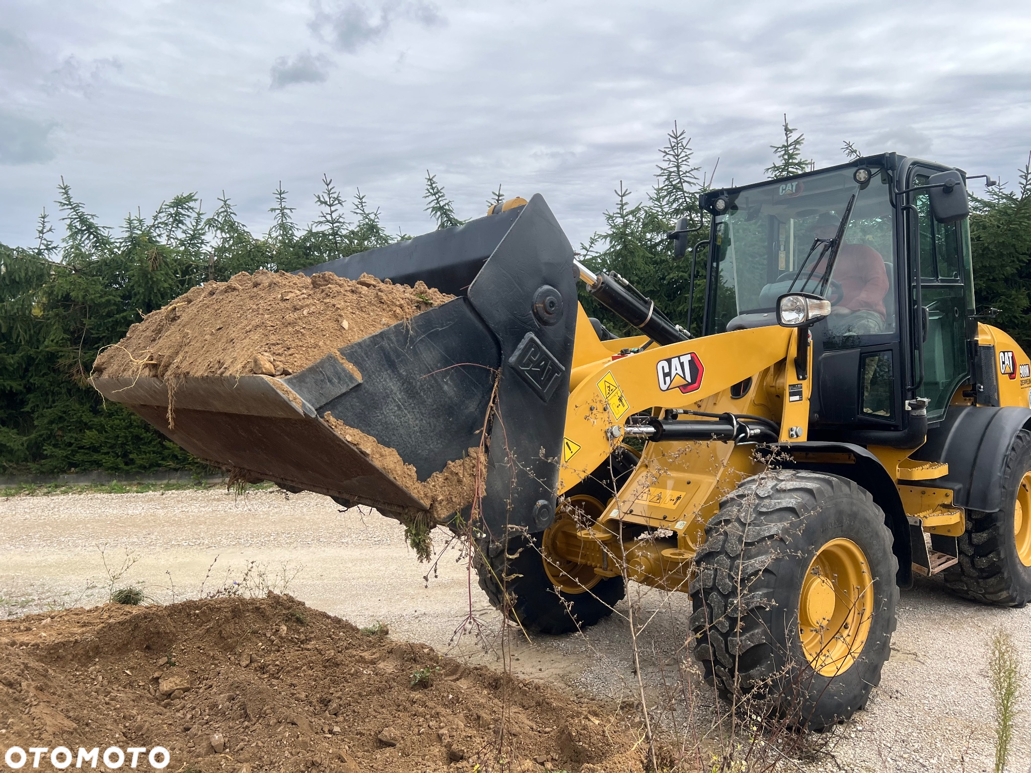 Caterpillar ŁADOWARKA CAT 908M 21r łyżka szczęka widły krokodyl 906 907 H przegubowa łamana Catepillar - 4