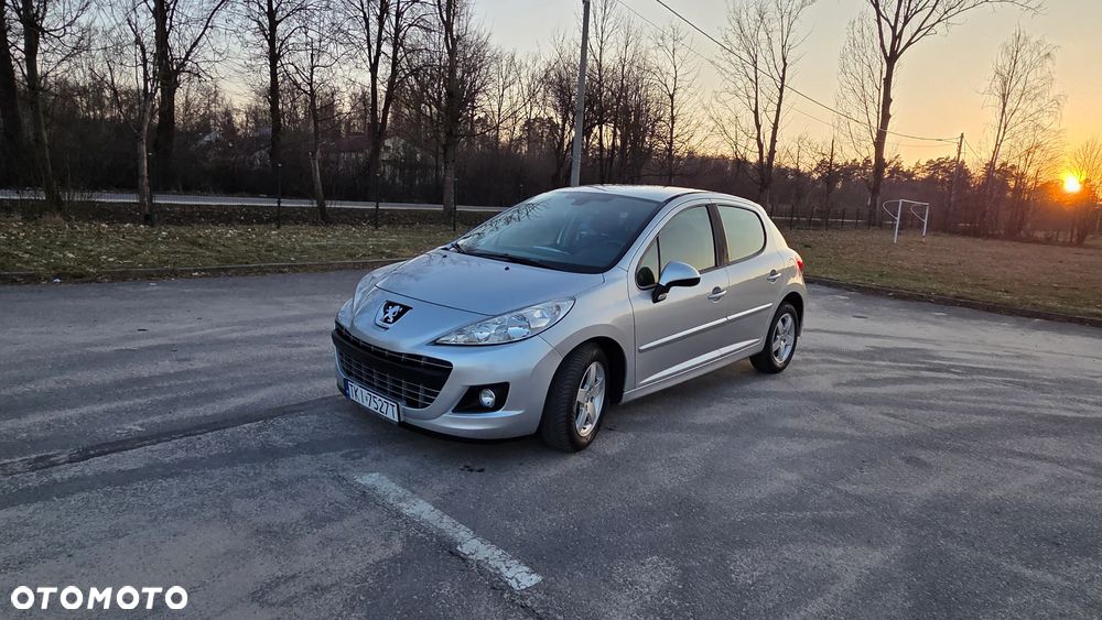Peugeot 207 95 VTi Urban Style - 5