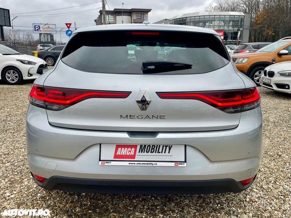 Renault Megane - 5