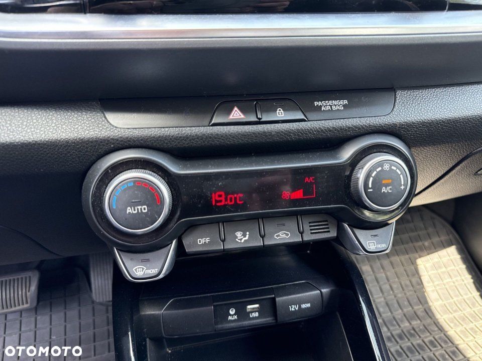 Kia Stonic - 13