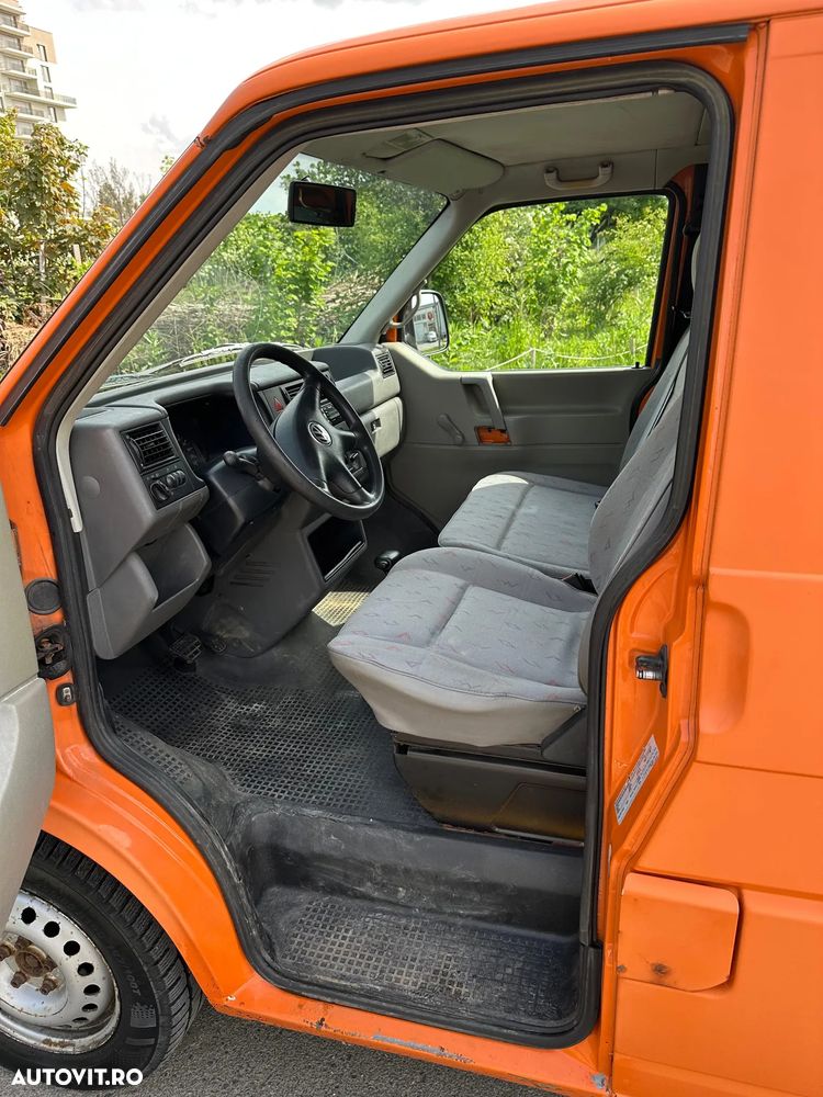 Volkswagen Transporter - 5