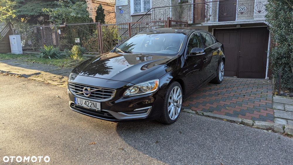 Volvo S60 - 1