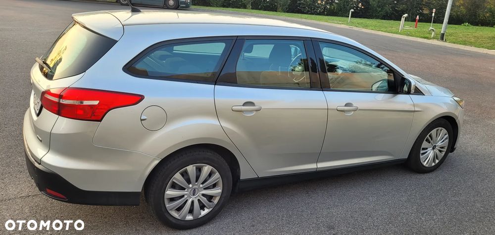 Ford Focus 1.5 EcoBoost SYNC Edition ASS - 6