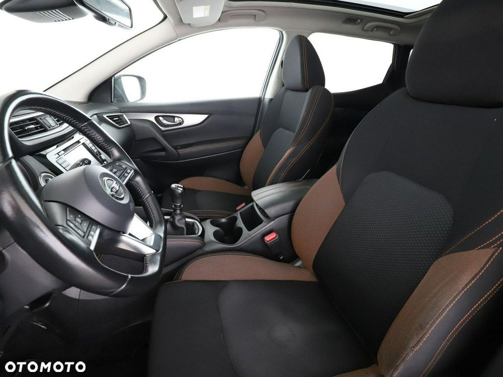 Nissan Qashqai 1.3 DIG-T N-Motion - 13
