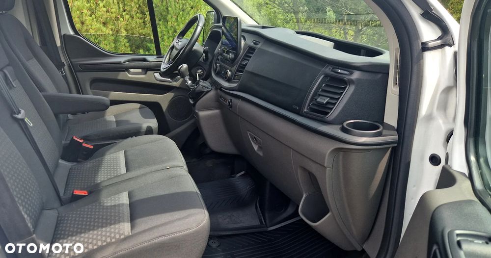 Ford Transit Custom - 11