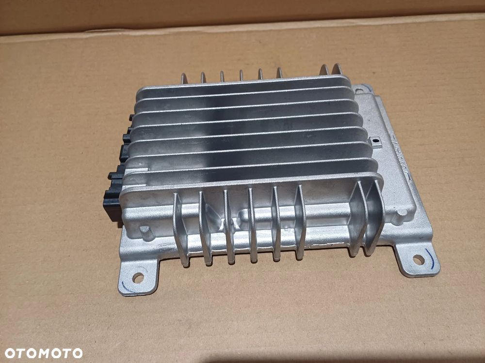 Mazda 6 GH 2008-2013 wzmacniacz audio BOSE GDL1 66A 20 - 2