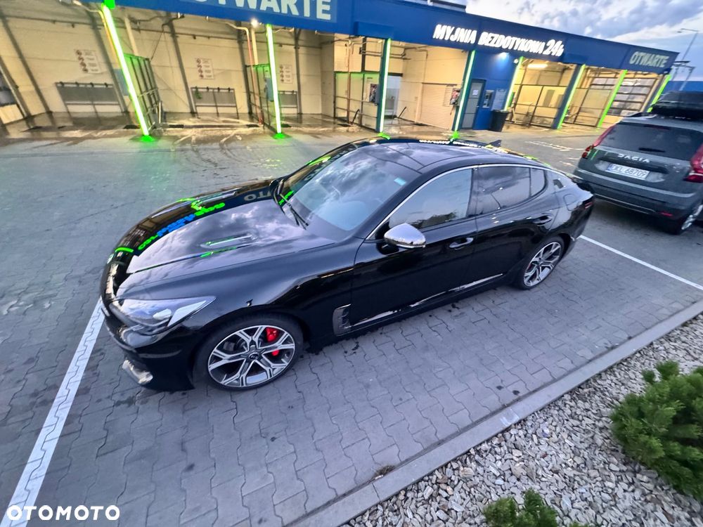 Kia Stinger - 4