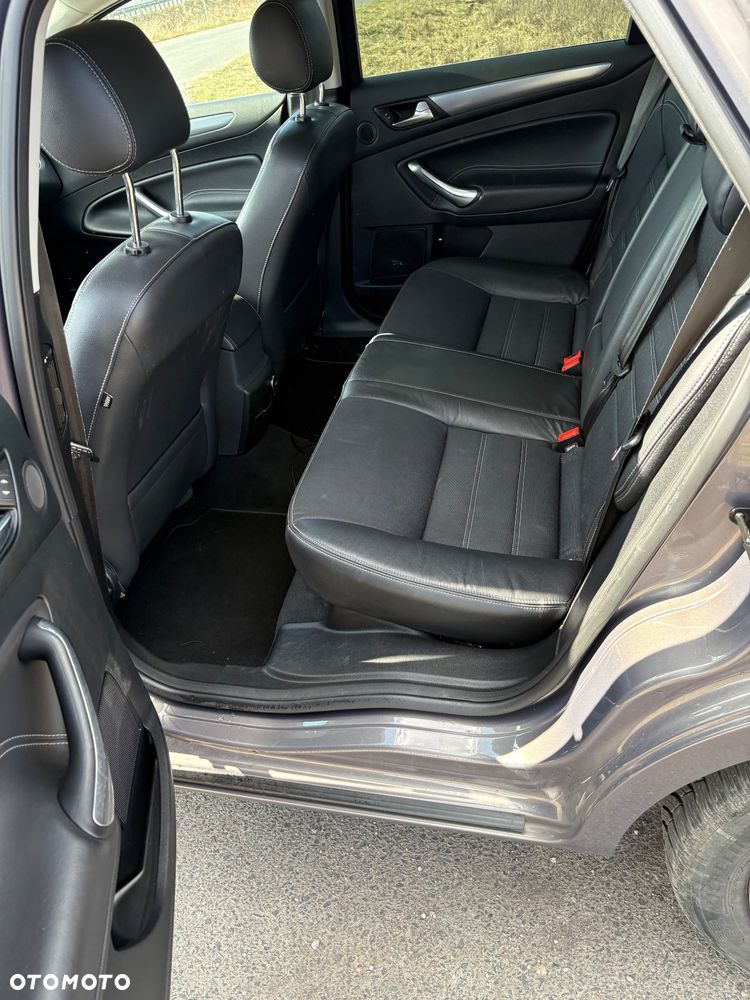 Ford Mondeo 2.0 TDCi Business Edition - 15