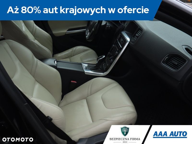 Volvo V60 - 11
