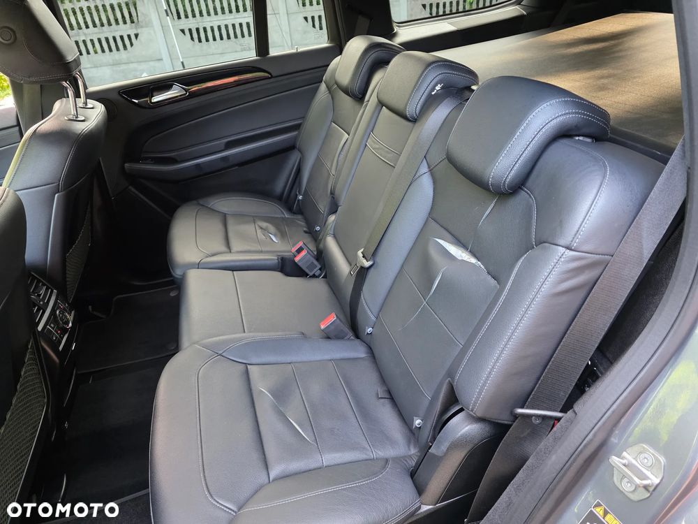 Mercedes-Benz GLS - 18