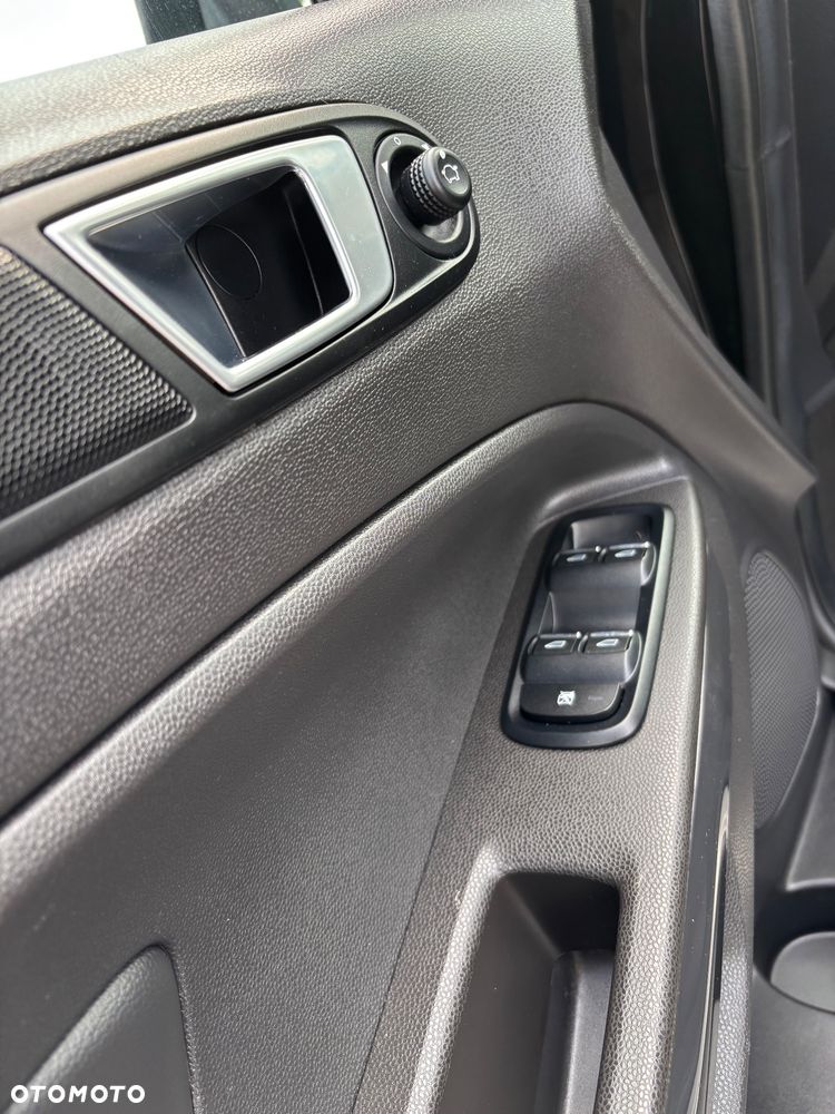 Ford EcoSport 1.0 EcoBoost Titanium ASS - 19