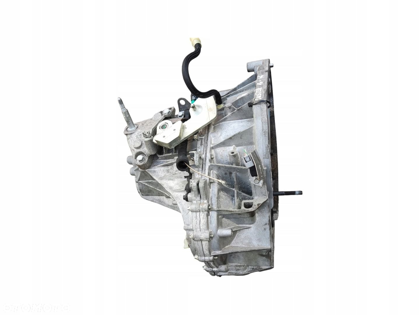 SKRZYNIA BIEGÓW MANUALNA DACIA DUSTER I 1.2 TCE TL4082 TL4 082 2013-2017 - 2