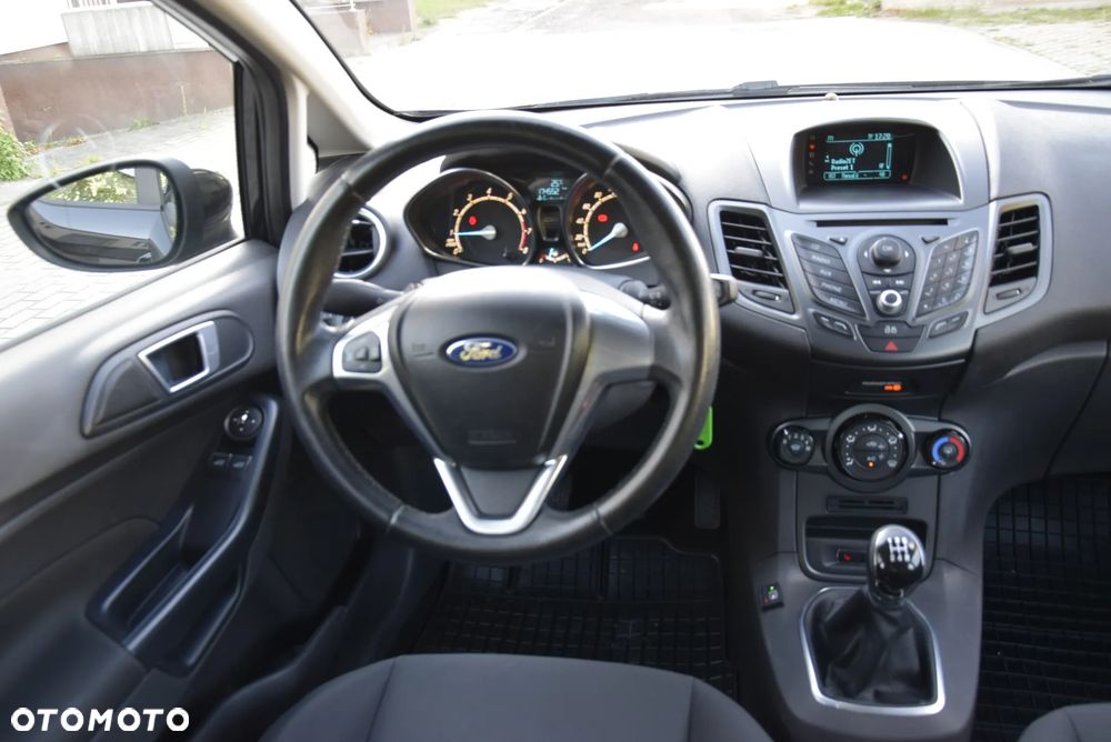 Ford Fiesta 1.25 Trend EU5 - 13