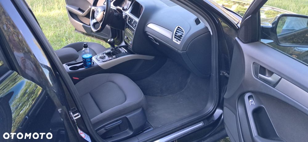 Audi A4 Limousine 1.8 TFSI Attraction - 27