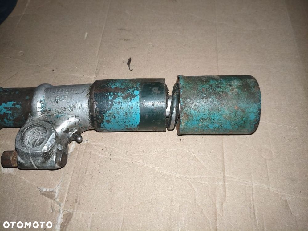 Suwak lewy KMZ M72 - 10