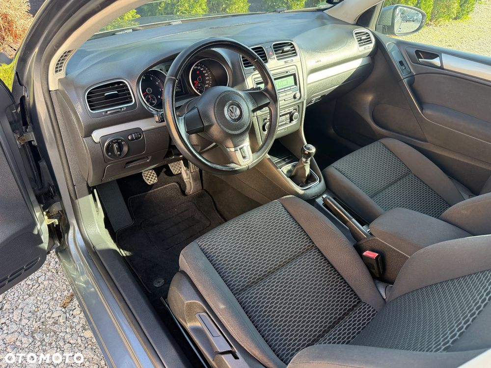 Volkswagen Golf - 14
