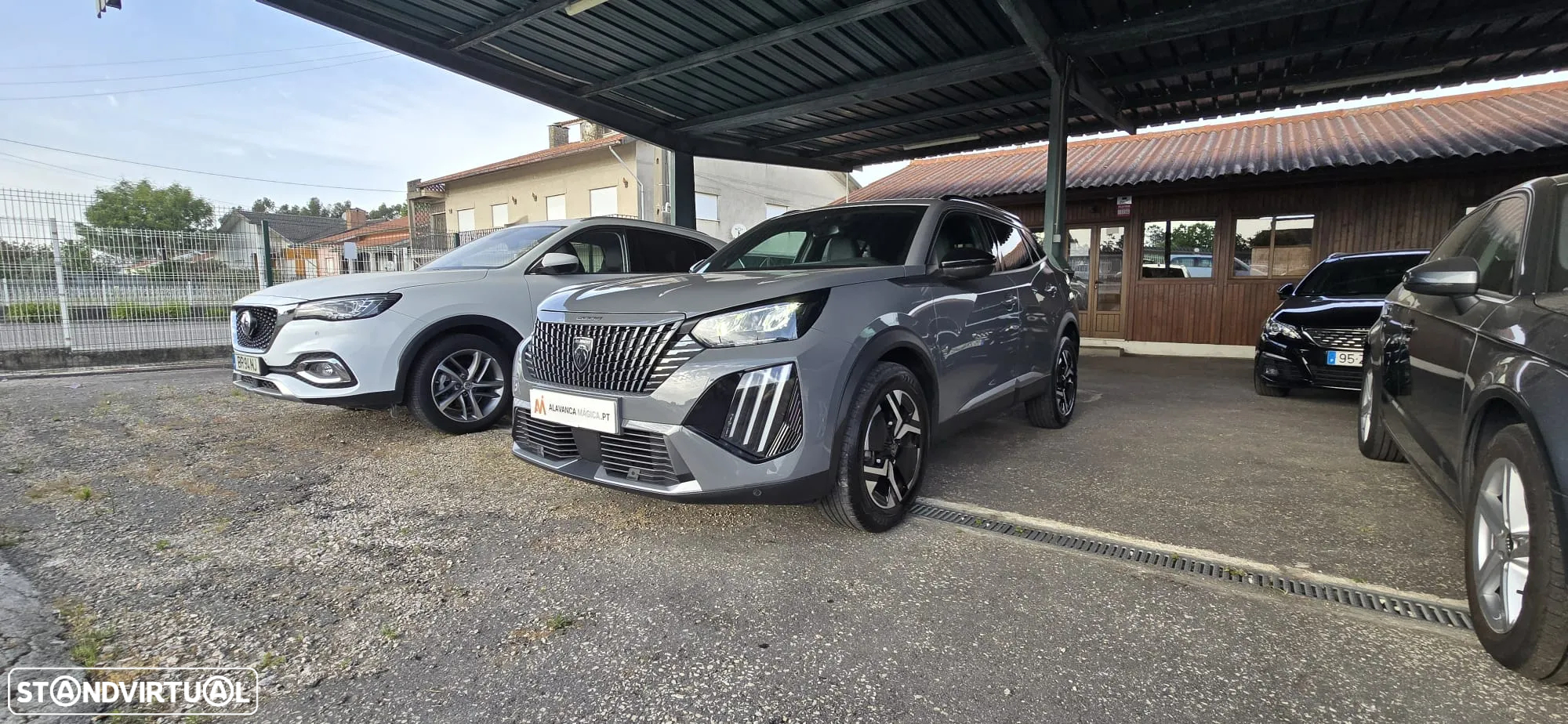 Peugeot 2008 PureTech 100 Allure - 2