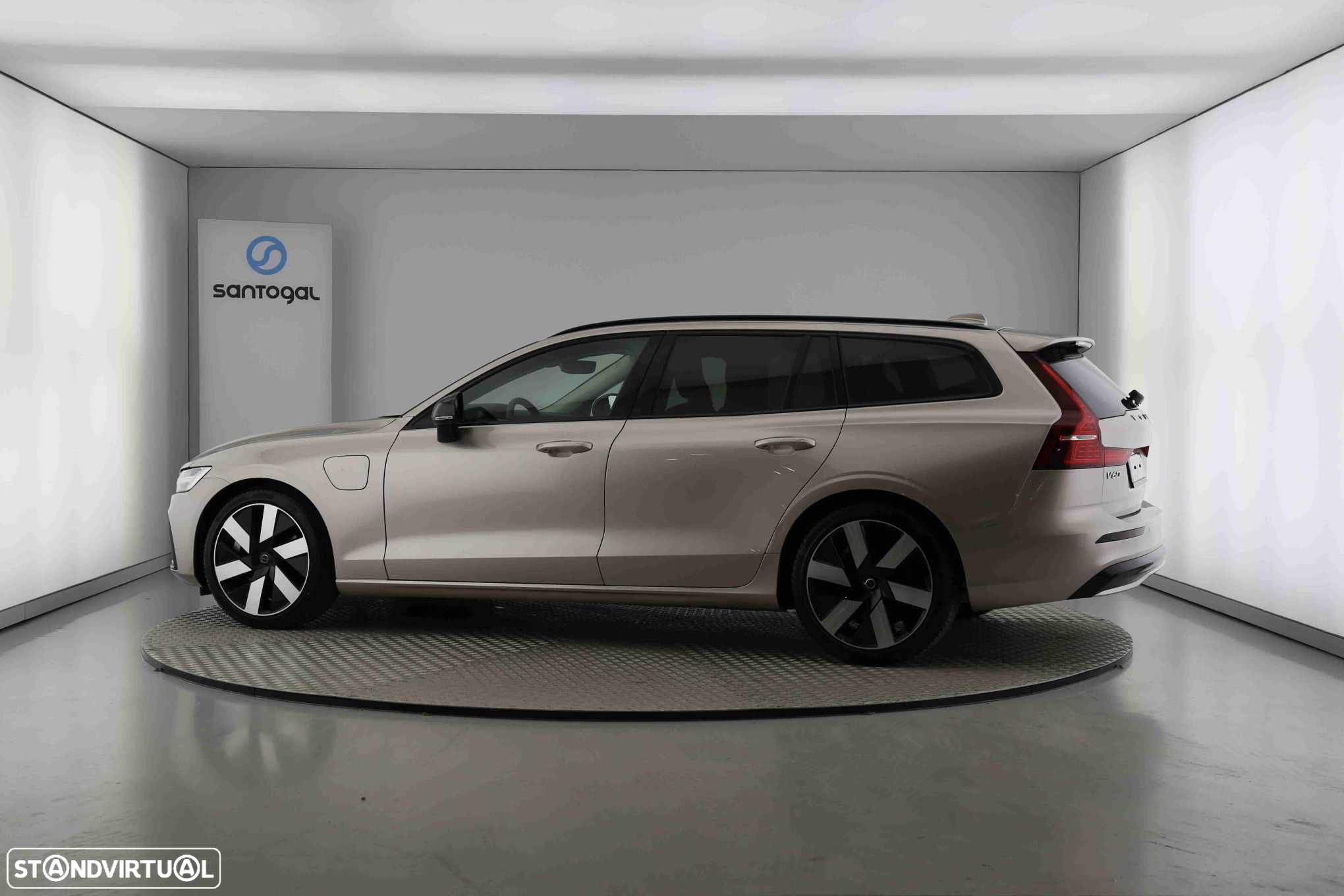 Volvo V60 2.0 T6 AWD TE Plus Dark - 5