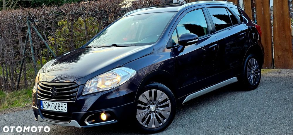 Suzuki SX4 S-Cross 1.6 Premium 4WD - 35