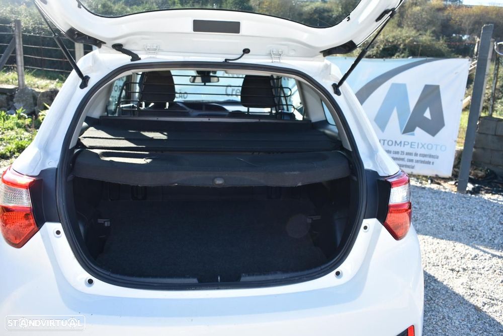 Toyota Yaris Bizz 1.0 VVT-I - 11