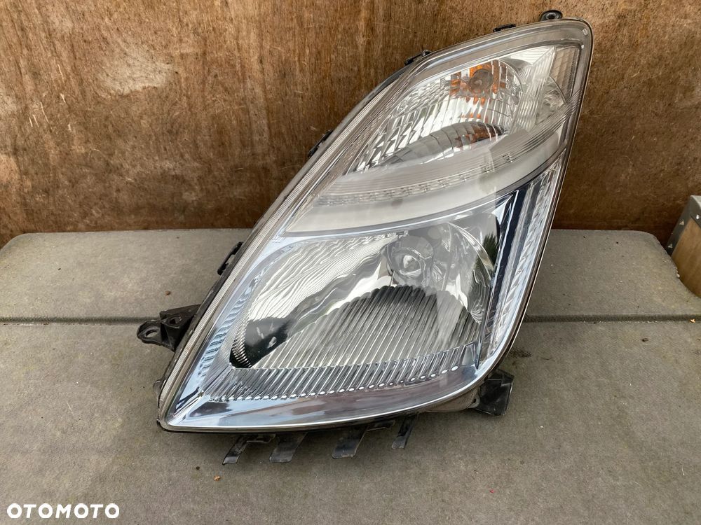 lampa prius II lift led lewa eu - 1