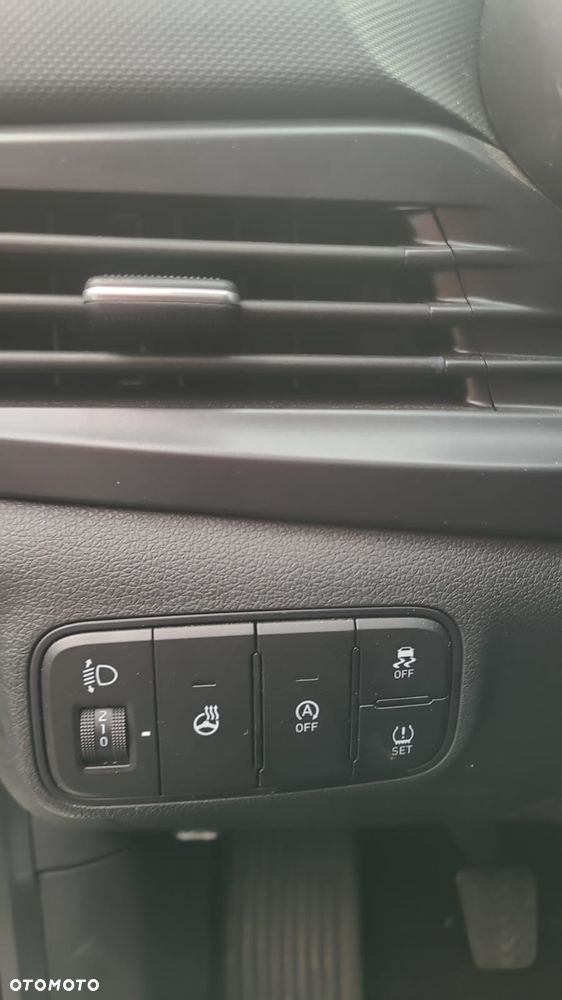 Hyundai i20 1.0 T-GDI 48V-Hybrid Select - 10