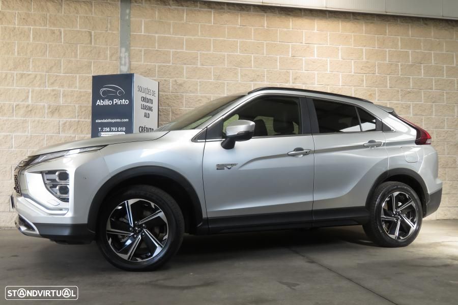 Mitsubishi Eclipse Cross 2.4 PHEV eMotion - 3