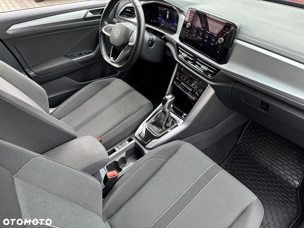 Volkswagen T-Roc - 12