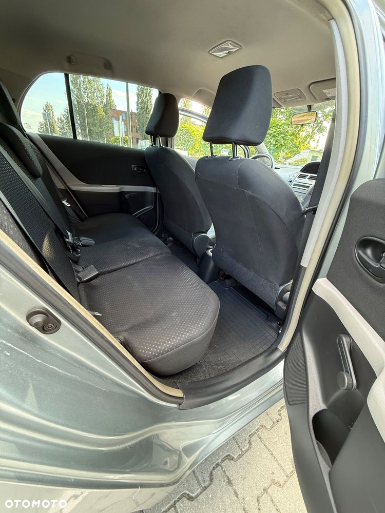 Toyota Yaris 1.33 2010 - 8