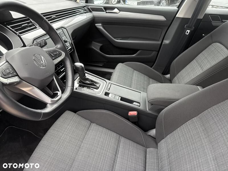 Volkswagen Passat 1.5 TSI EVO Business DSG - 11