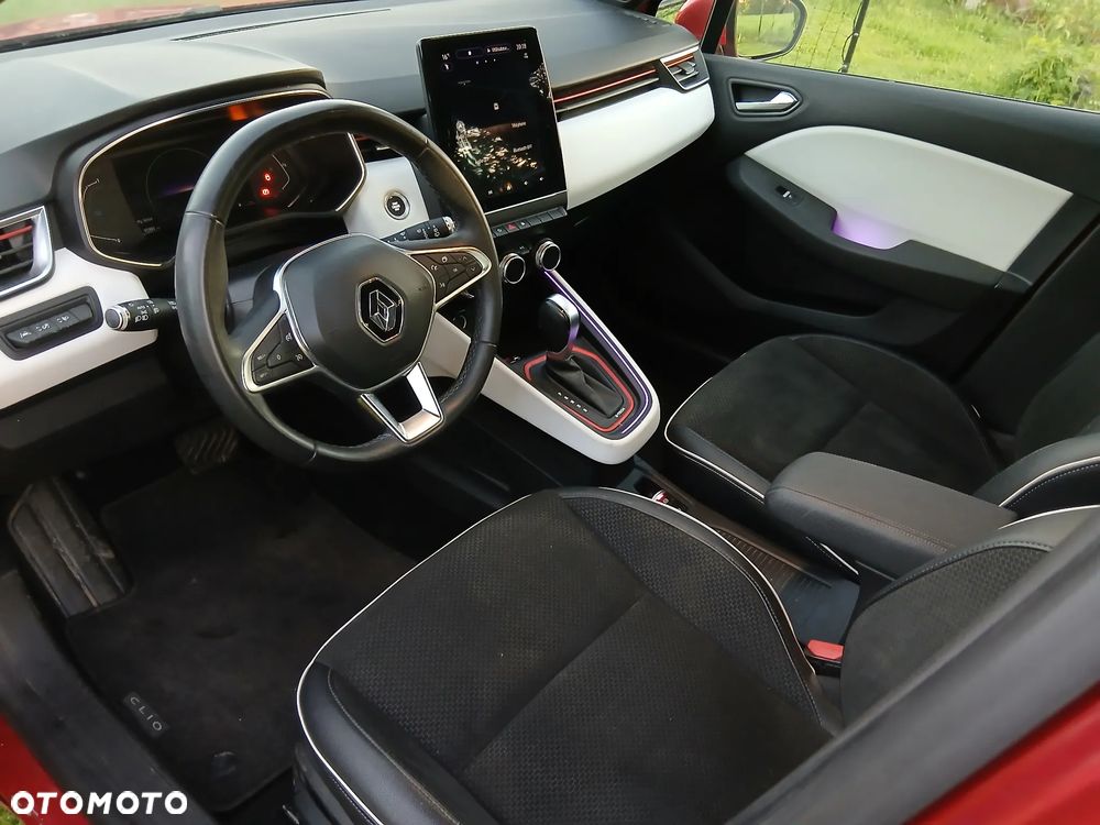 Renault Clio - 9