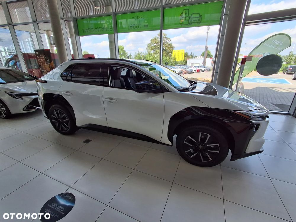 Toyota bZ4X 73.1kWh 4x4 Style - 6