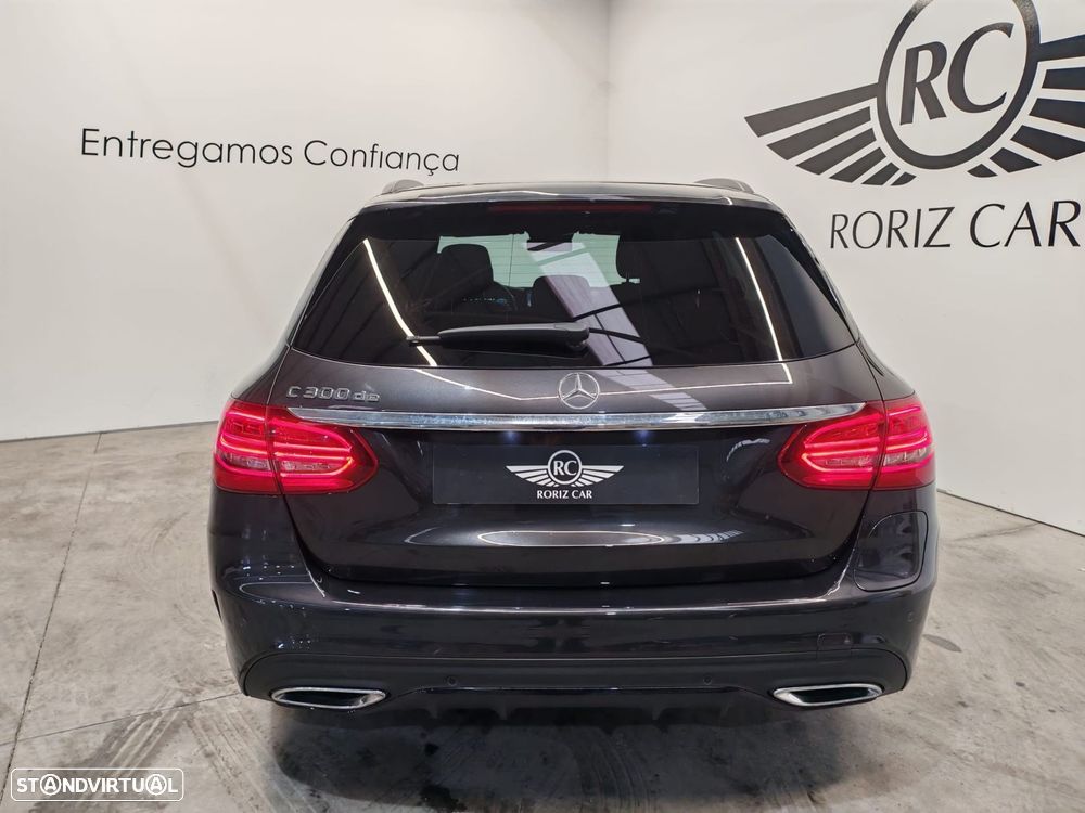 Mercedes-Benz C 300 - 6