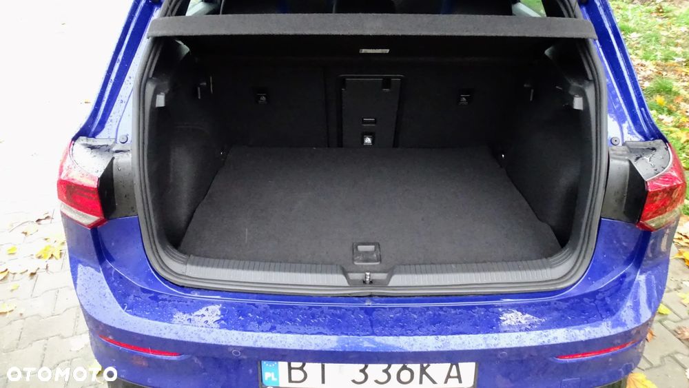 Volkswagen Golf - 30