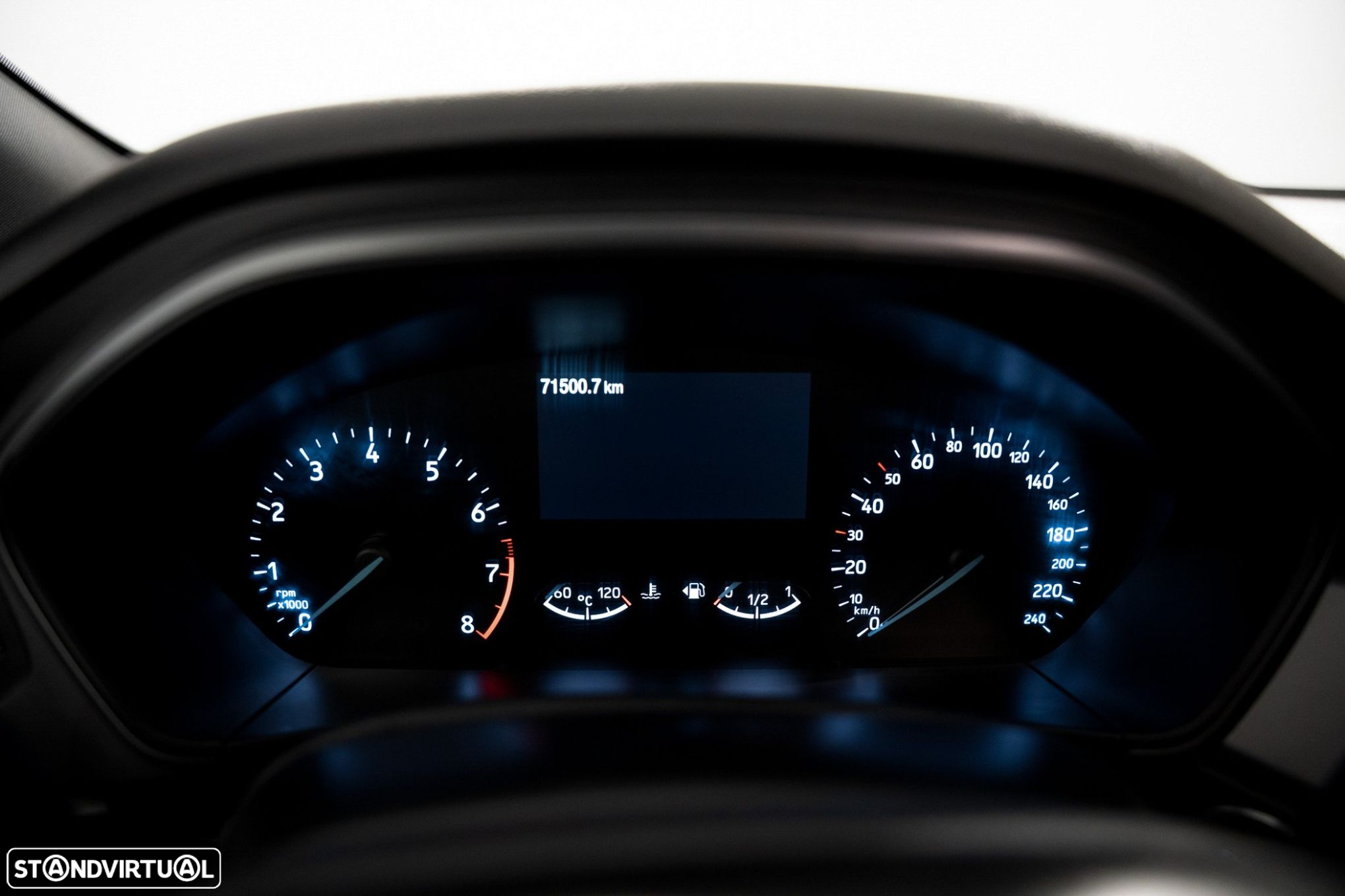 Ford Focus 1.0 EcoBoost ST-Line - 14