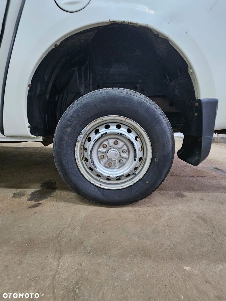 Mitsubishi L200 - 13