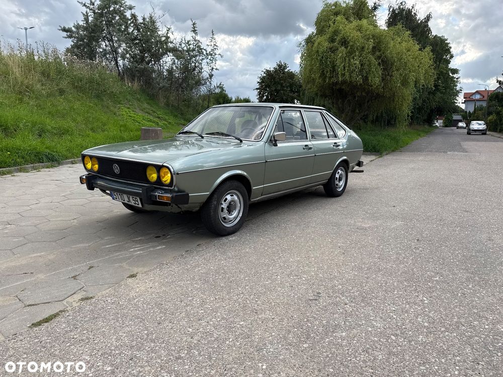 Volkswagen Passat - 26