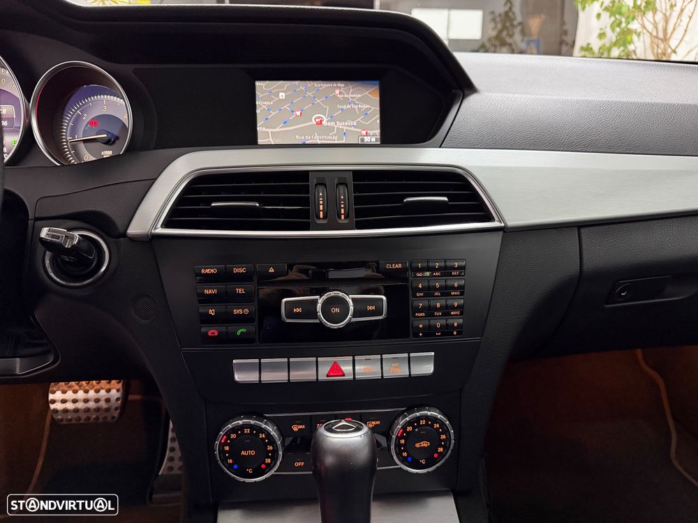 Mercedes-Benz C 220 CDI DPF (BlueEFFICIENCY) 7G-TRONIC - 12