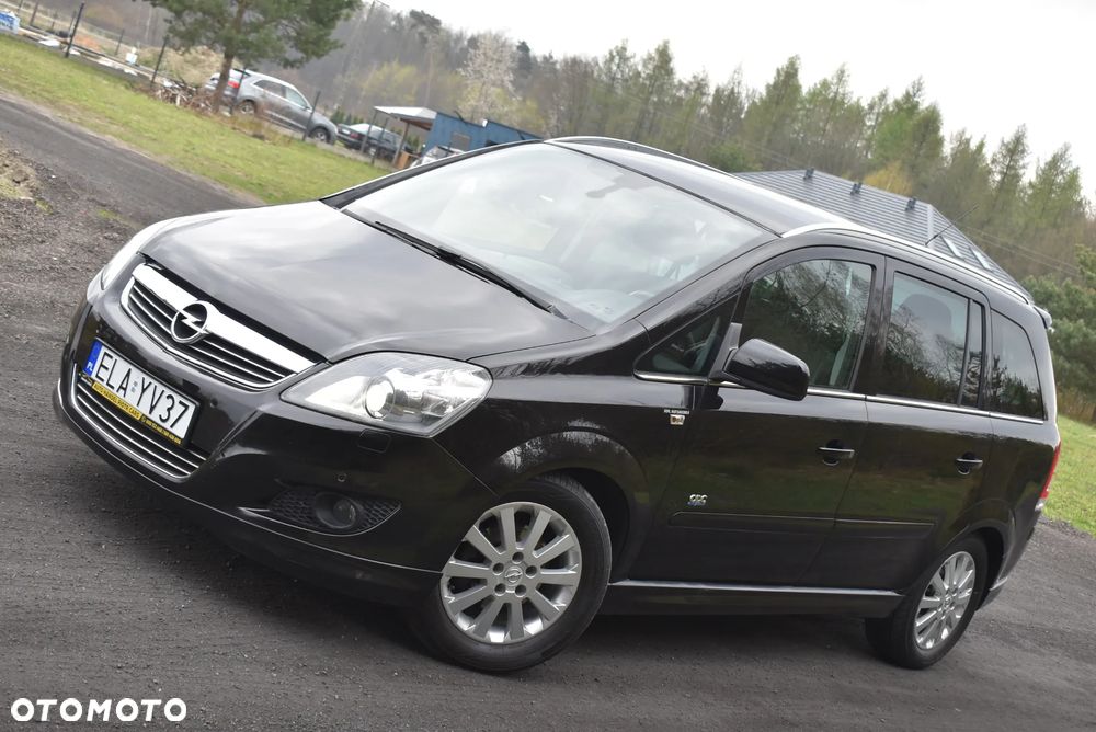 Opel Zafira 1.8 Sport - 1