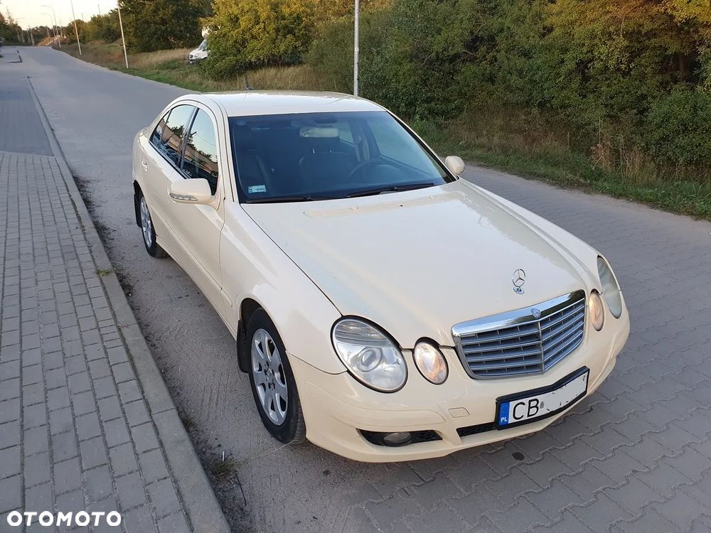 Mercedes-Benz Klasa E - 2