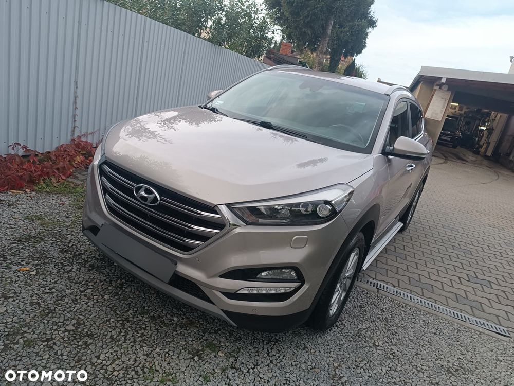 Hyundai Tucson - 2