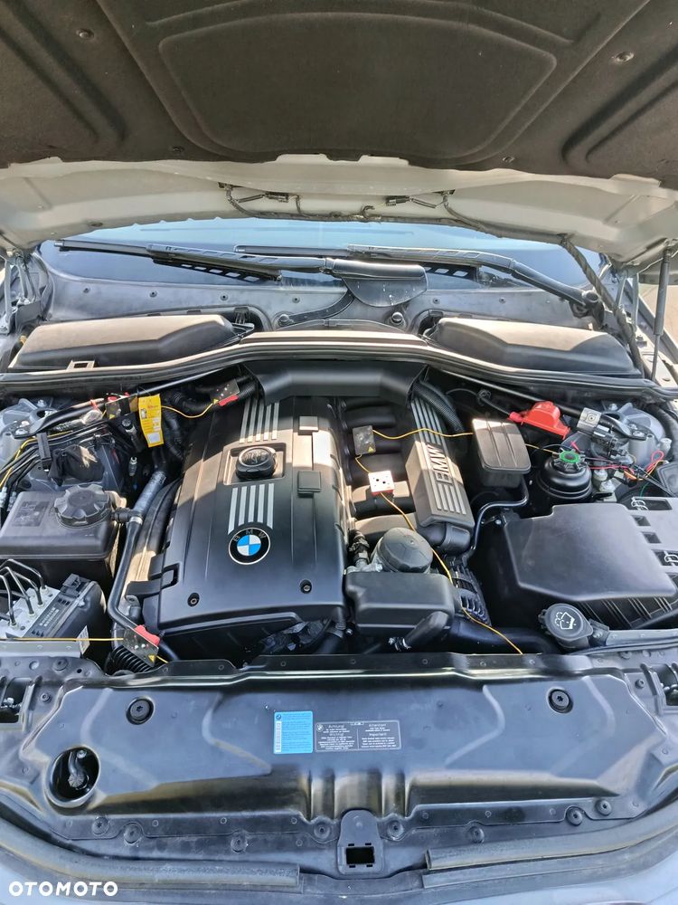 BMW Seria 5 525i - 8