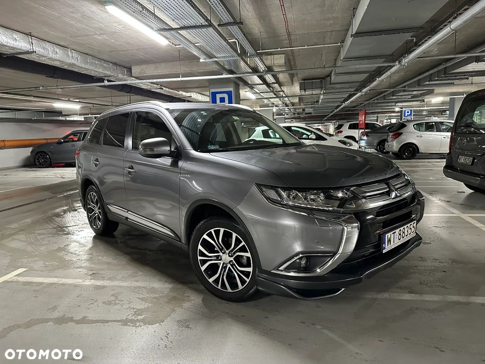 Mitsubishi Outlander - 15
