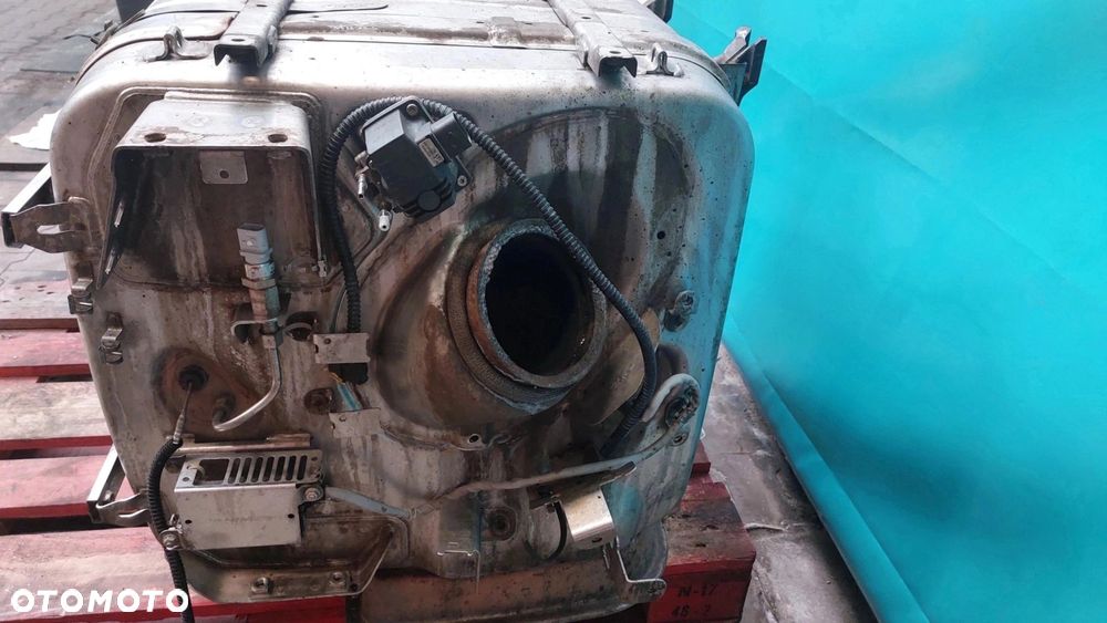 MERCEDES ACTROS MP4 EURO 6 KATALIZATOR DPF A0074908412 - 2