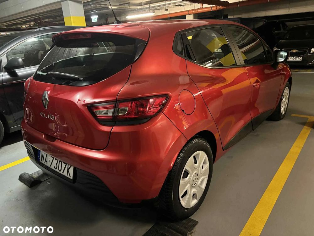 Renault Clio 1.2 16V Life - 5