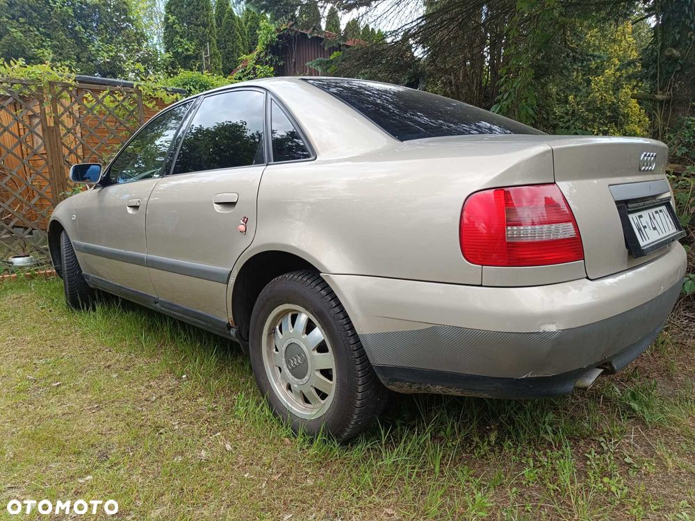 Audi A4 Limousine - 2